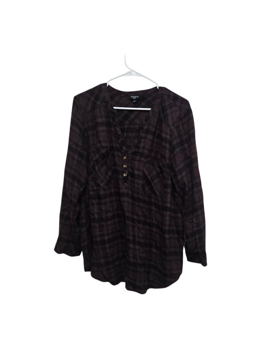 Torrid Harper Plaid Blouse Size 2 Burgundy Black Pullover Top